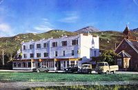 Marine Hotel newly refurbished late 1950’s. Note the Bell tower is still on the Free Church.