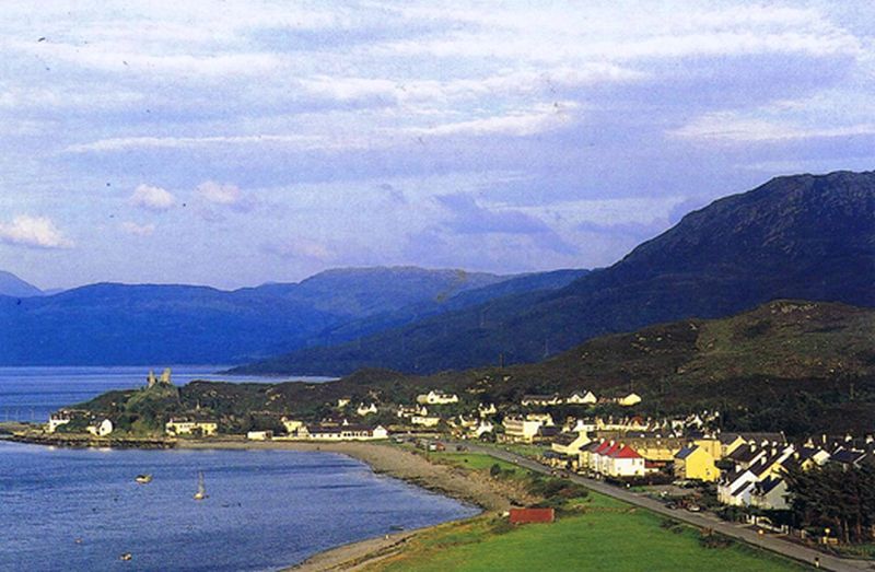 Modern view from the Skye Bridge - taken around 2000.